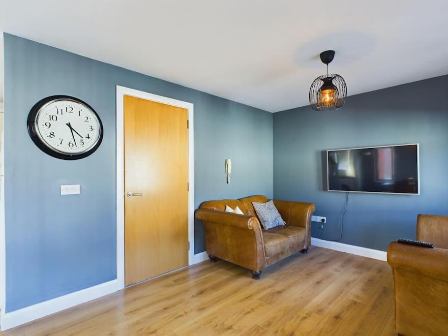 Apartment Woodstock Wow! Close To Centre *